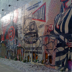 If Shepard Fairey were alive, he'd be rolling over in his grave.