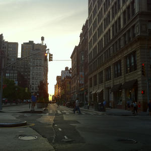 Apparently Manhattanhenge is nigh.