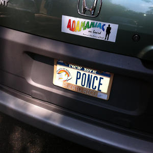 Also 1. (slang) A pimp. 2. (pejorative) A posh or effeminate person.