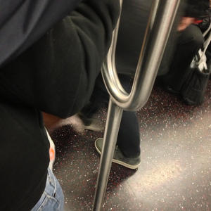 Car 9800 has weird poles.