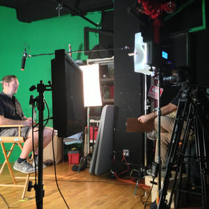 Hot Seat on a Hot Set