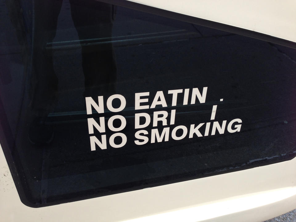 No eatin'. No dri i.