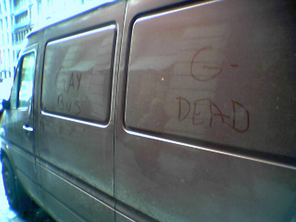 Message in the van dust